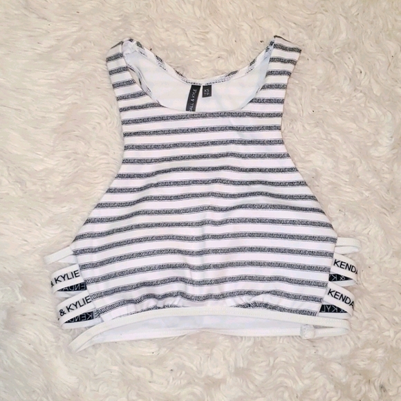 Bathing suit - Picture 1 of 3